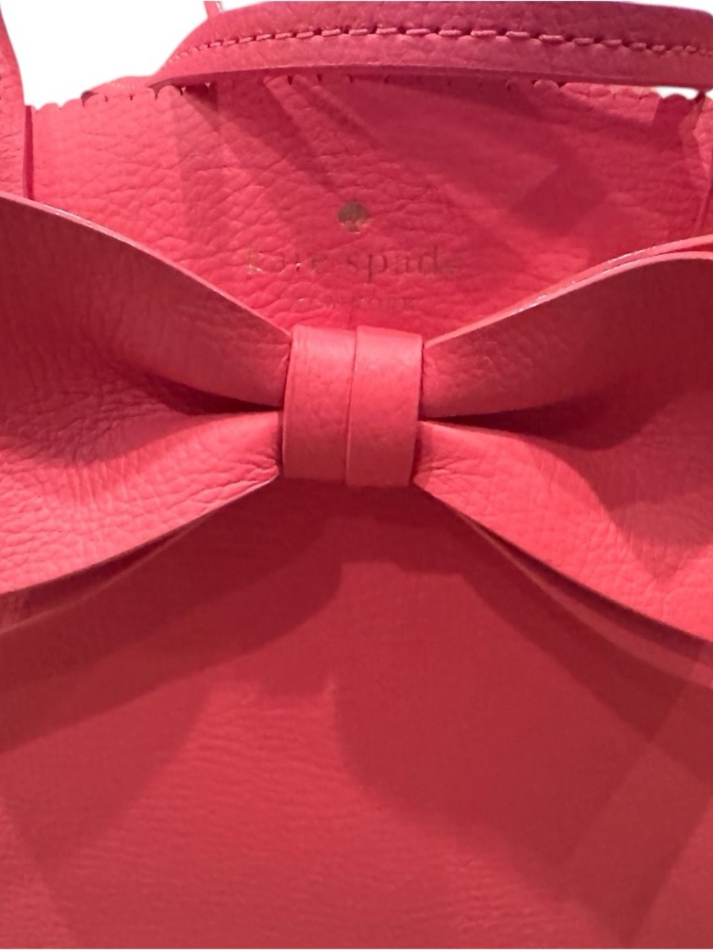 Kate Spade Vanderbilt Small Georgia Satchel Coral Bow Scalloped Leather Handbag - Picture 5 of 11
